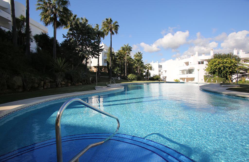 Sunny Golf Apartment Εστεπόνα Εξωτερικό φωτογραφία