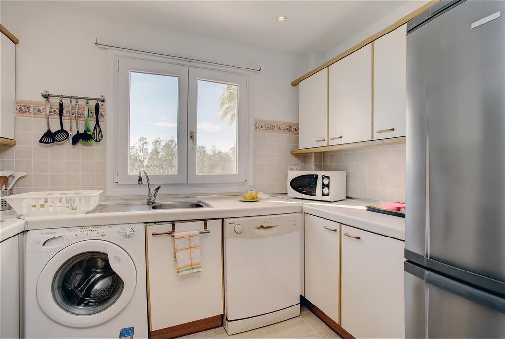 Sunny Golf Apartment Εστεπόνα Εξωτερικό φωτογραφία