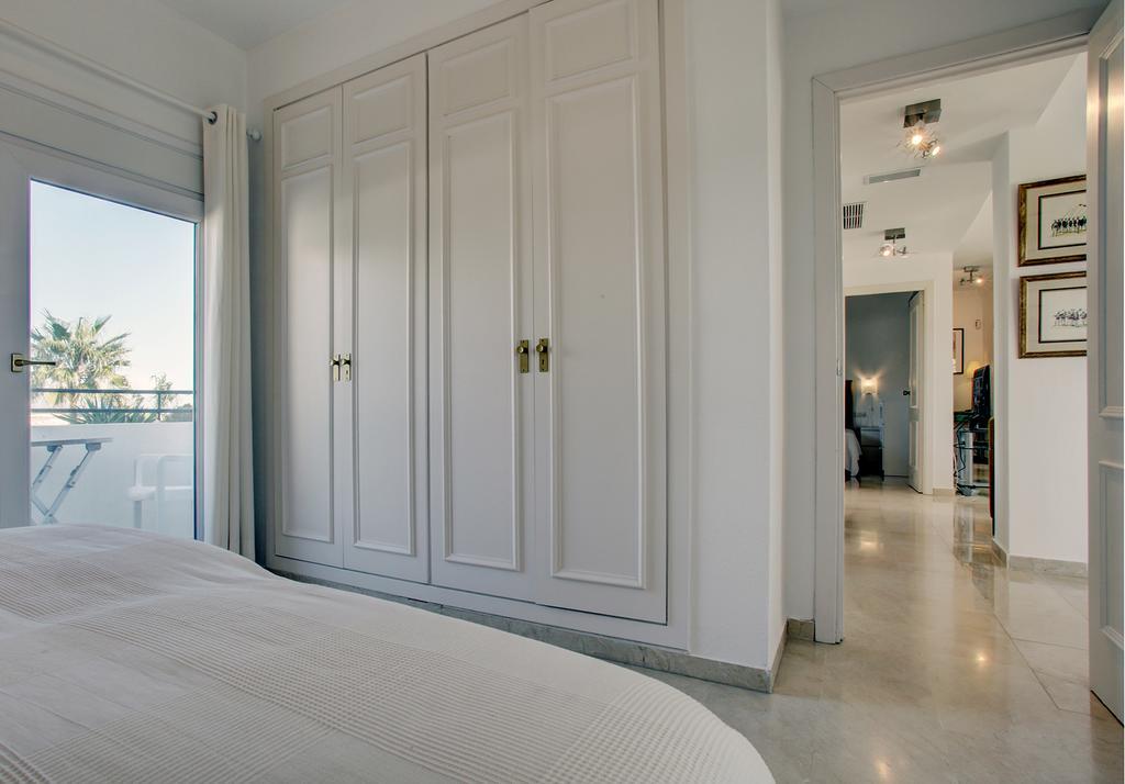 Sunny Golf Apartment Εστεπόνα Εξωτερικό φωτογραφία