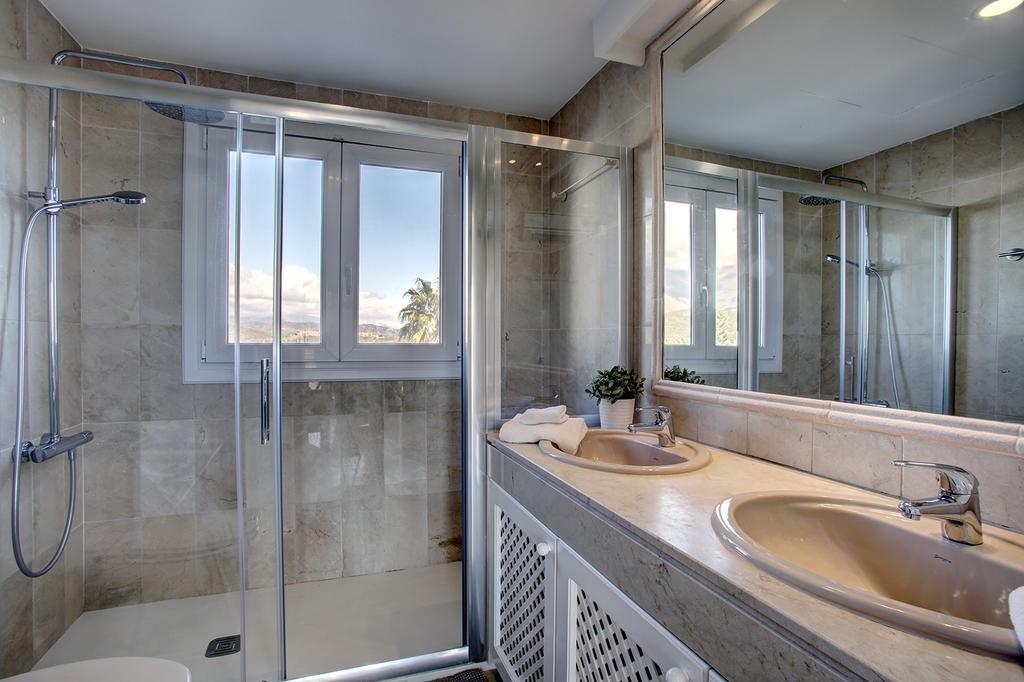 Sunny Golf Apartment Εστεπόνα Εξωτερικό φωτογραφία