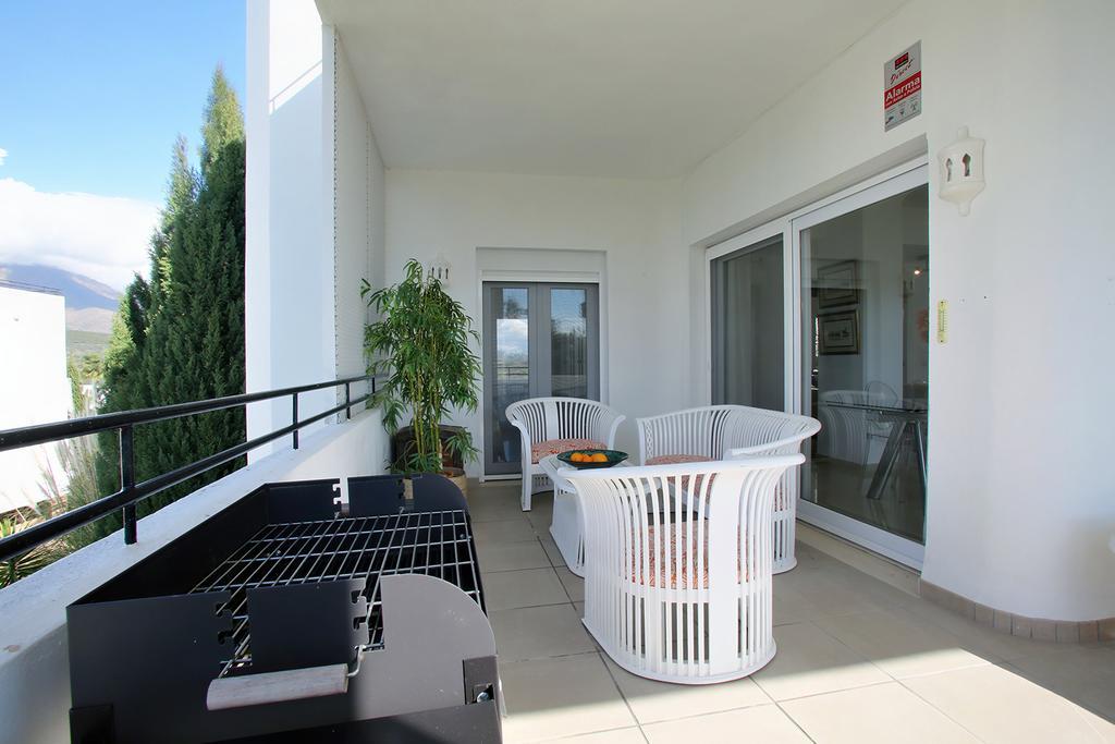 Sunny Golf Apartment Εστεπόνα Εξωτερικό φωτογραφία
